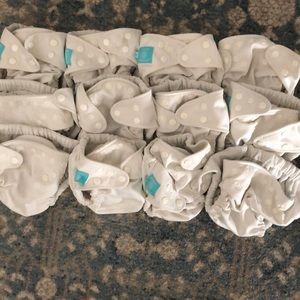 12 Charlie Banana cloth diapers one size